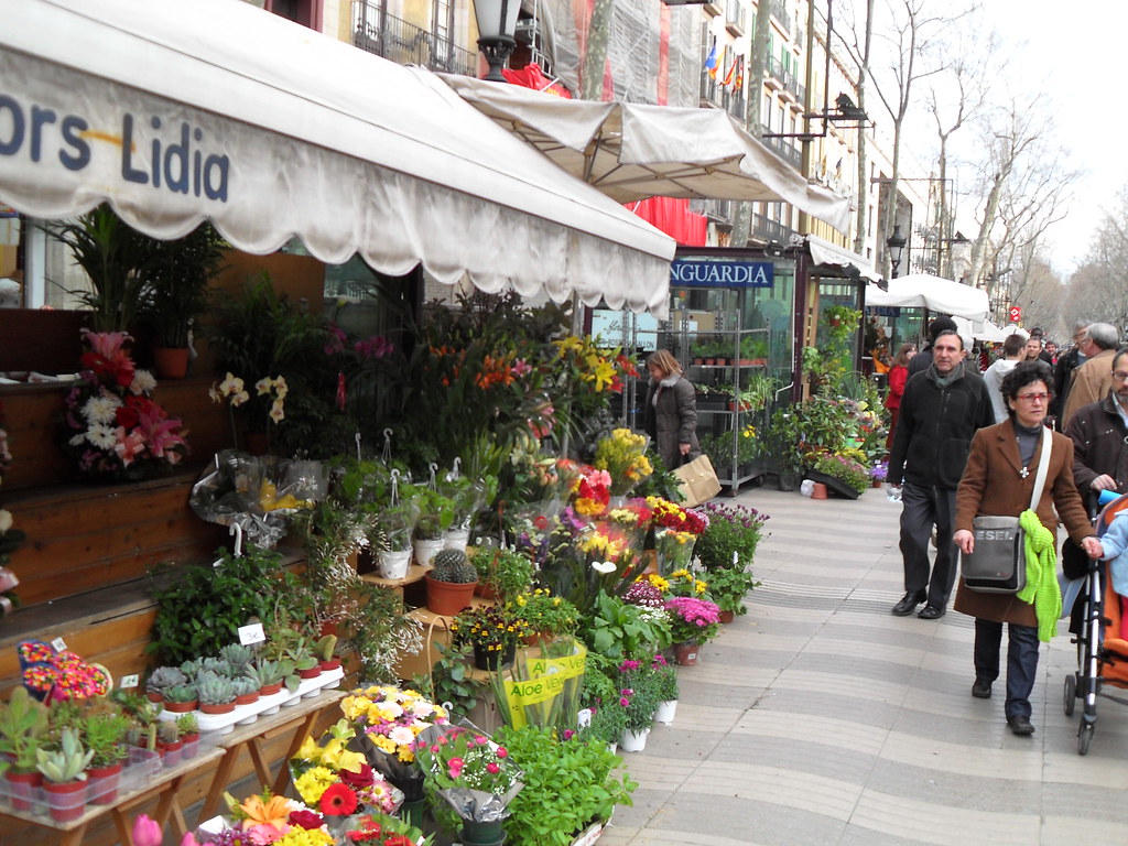 Puestos de flores en Las Ramblas de Barcelona